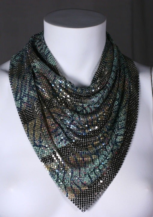 Bufanda de malla pintada a mano Douglas Ferguson en Excelente estado para la venta en New York, NY
