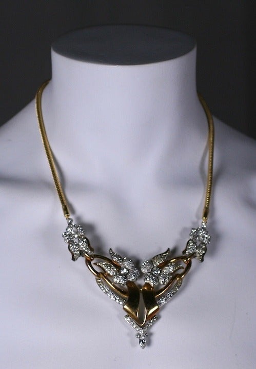 Flori-form Deco Necklace 1940s, In Excellent Condition For Sale In New York, NY