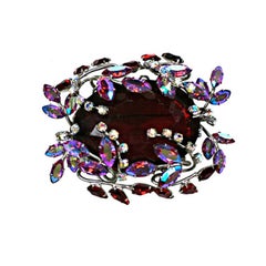 Grande broche tchèque exceptionnelle en rubis