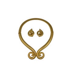 Givenchy Matte Gold Coil Collar Suite 9