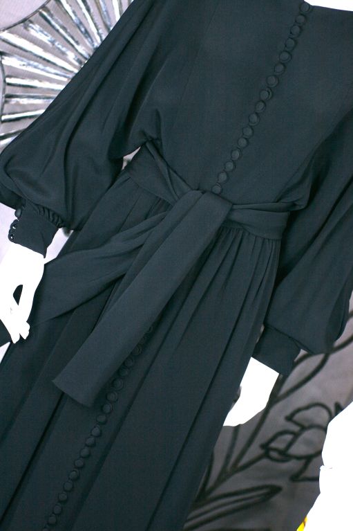 Donald Brooks Black Crepe Dress In Good Condition For Sale In New York, NY