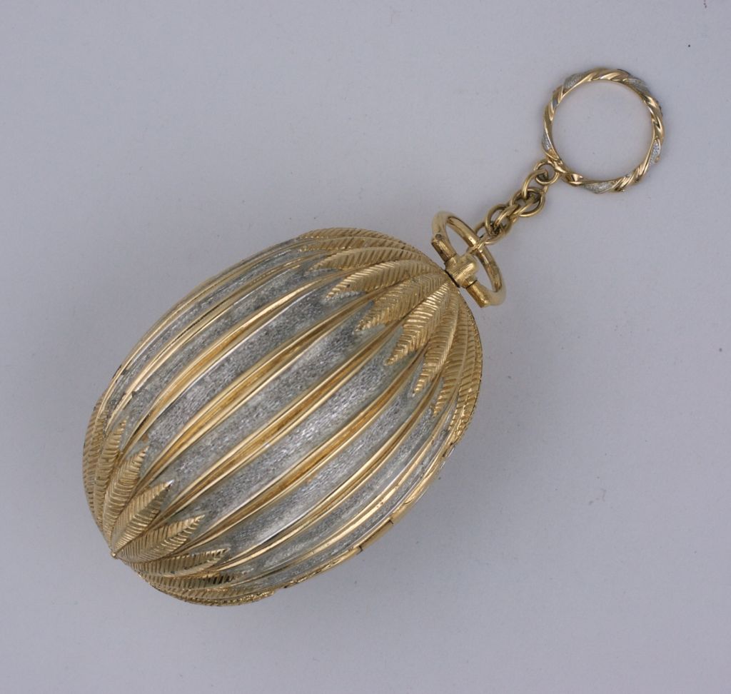 Ciner Gilt and Silver Gilt Minaudiere with Finger Ring 3