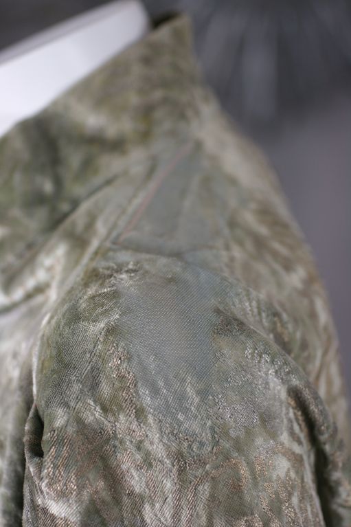 Maria Monaci Gallenga  Seeschaumgrüne Samtjacke im Angebot 3