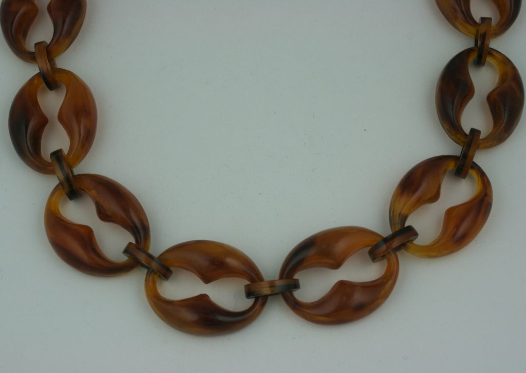 Original and timeless tortoiseshell Victorian chain circa 1880s. Oversized Gucci style links with tortoise connectors and metal hook closure.
 19.5