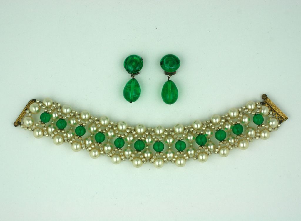 Art Deco French Rousselet Faux Pearl and Emerald Beaded Suite For Sale