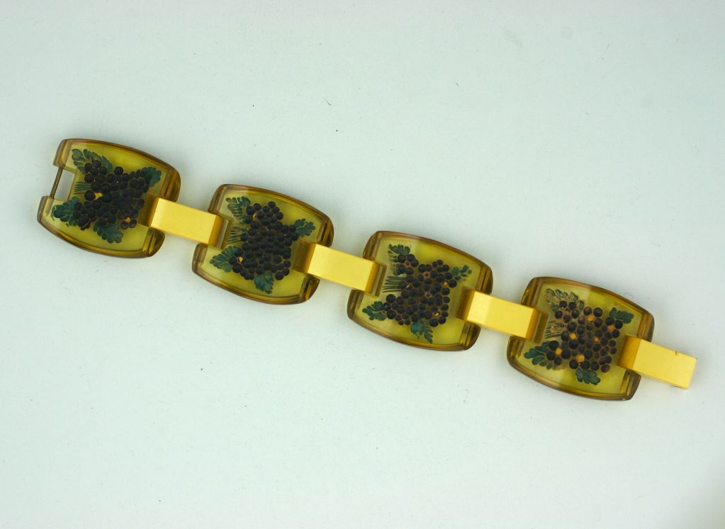 Reverse Carved Bakelite Link Bracelet, 1930s