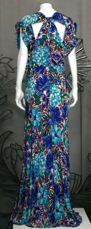 Glamorous Floral Silk Crepe  Gown, 1930s In Excellent Condition In New York, NY