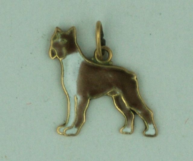 14K Enamel Boxer Charm In Excellent Condition For Sale In New York, NY