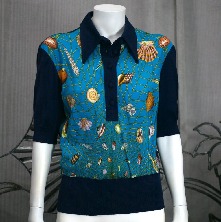 Iconic Gucci Silk Print Polo In New Condition For Sale In New York, NY