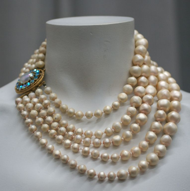 Women's Schiaparelli Pink Graduated Baroque Pearls