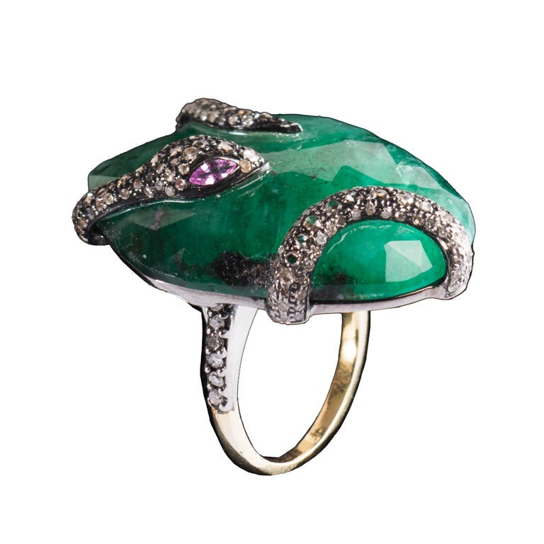 Snake on Emerald Ring For Sale