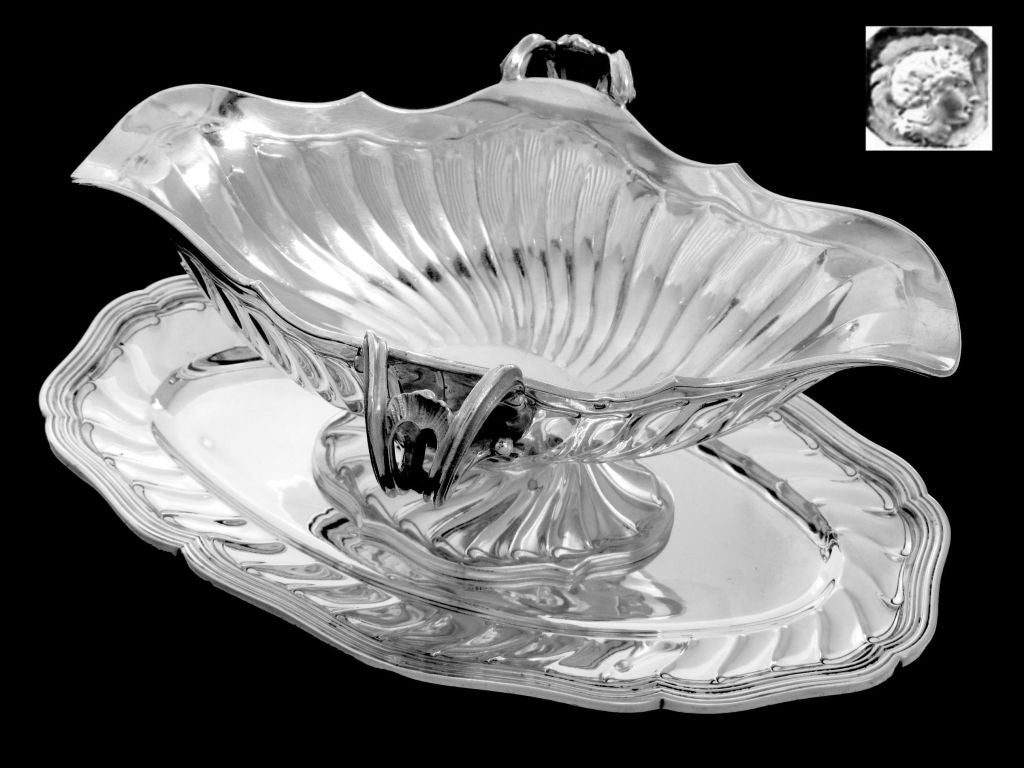Women's or Men's Antique French Sterling Silver Gravy/Sauce Boat with Tray Rococo For Sale