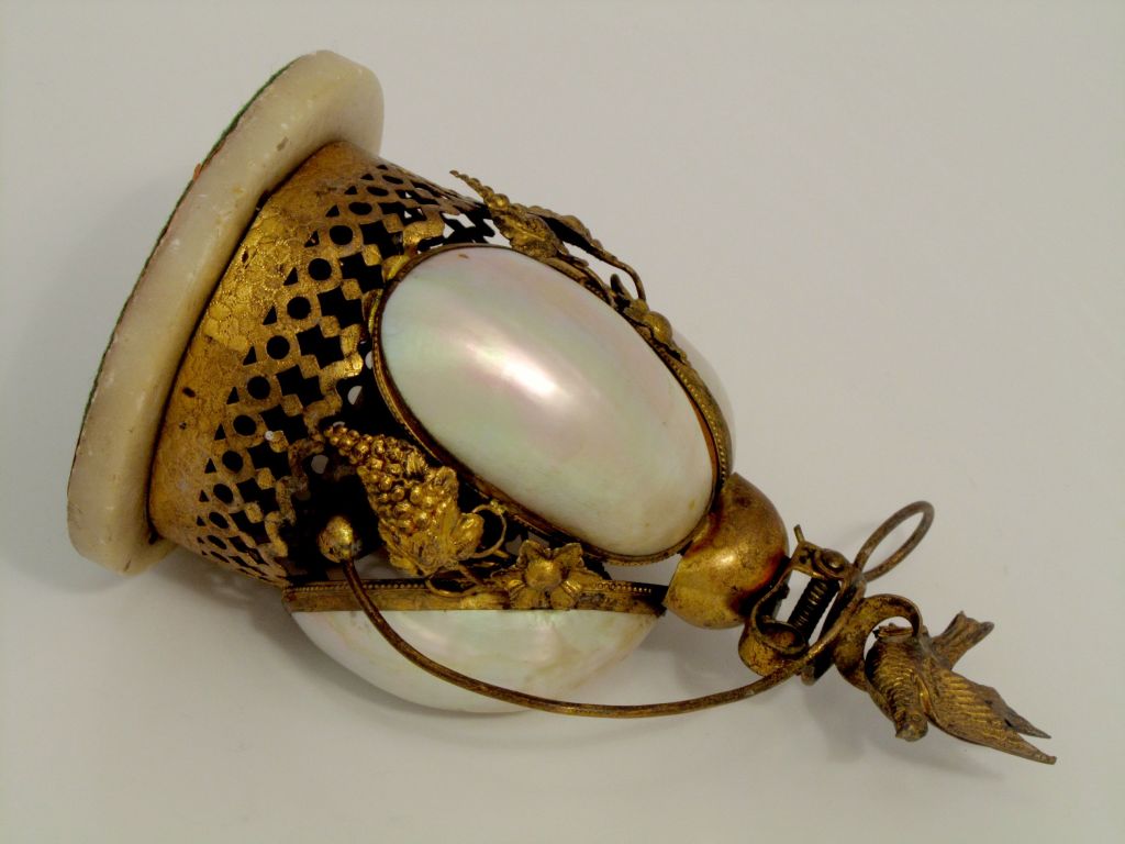 Antique French Mother of Pearl Gilt Ormolu Hotel or Servant Bell Napoleon III Period

This wonderful bell dates to the mid 19th Century, during the reign of Napoleon III. It is French in origin and is known as a hotel bell. 

The piece is made