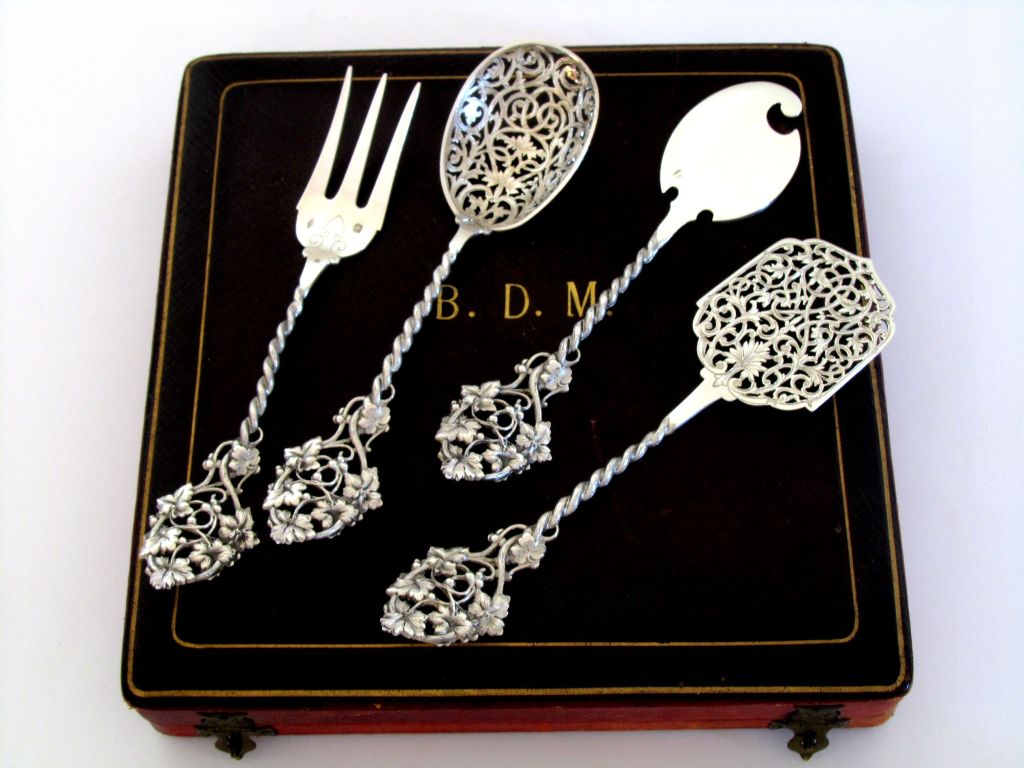 PUIFORCAT French All Sterling Silver Hors D'oeuvre Set 4 pc w/box Vine leaves 5