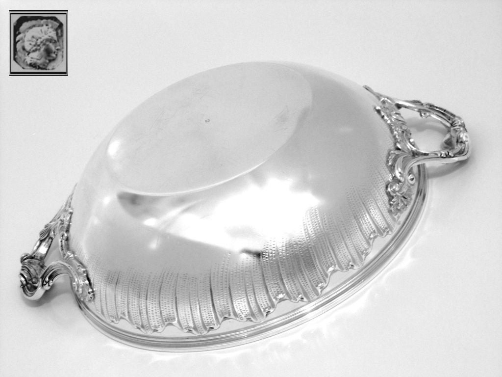 Gavard Fabulous French Sterling Silver Covered Serving Dish/Tureen Rococo In Good Condition For Sale In Triaize, Pays de Loire
