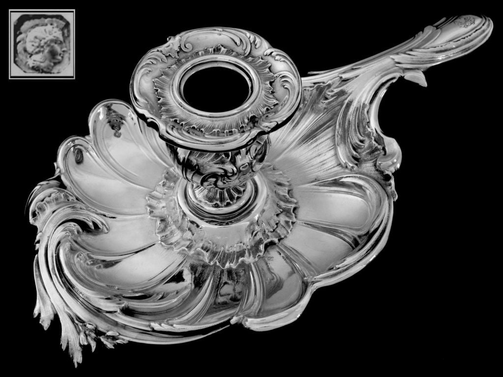 Fabulous French All Sterling Silver Candle Holder Rococo pattern In Good Condition For Sale In Triaize, Pays de Loire