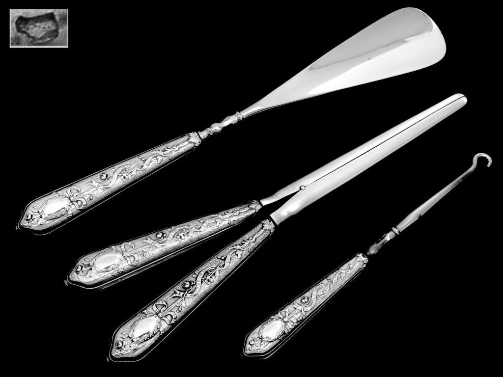 French Sterling Silver Travel Vanity Set 10 pc w/Original Case In Good Condition In Triaize, Pays de Loire