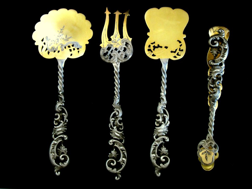 Hervorragende Französisch alle Sterling Silber Vermeil Dessert Set 4 Stück w / Box Rokoko (Art nouveau)