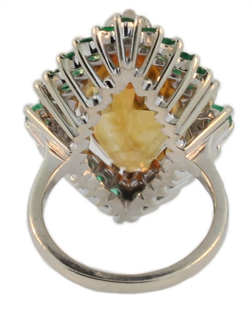 Citrine Emerald Diamond Gold Ring In Excellent Condition For Sale In Toronto, ON