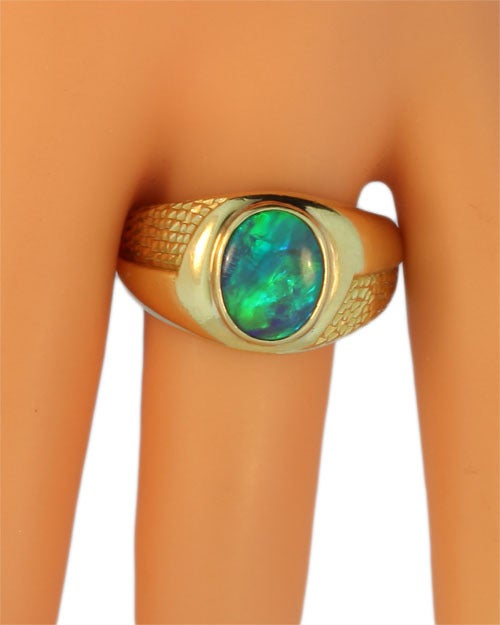 Black Opal, Yellow Gold Men's Ring For Sale 3