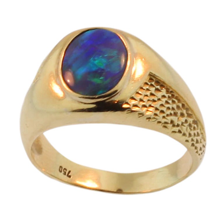 Black Opal, Yellow Gold Men's Ring For Sale