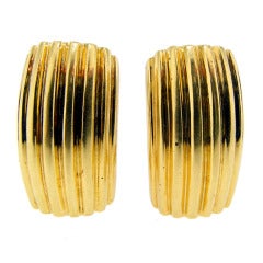 Classic Ribbed Tiffany & Co. Yellow Gold Earrings.