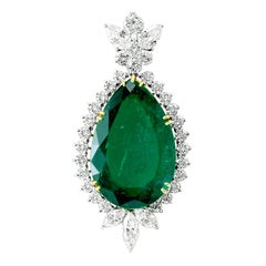 Impressive 41 Carat Colombian Emerald Diamond gold platinum Pendant