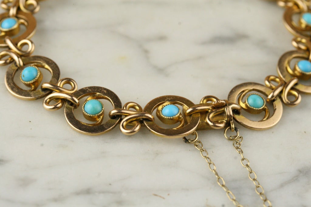 Art Nouveau Edwardian Gold and Turquoise Chain Bracelet For Sale