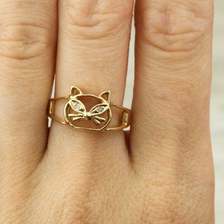 Whimsical Diamond and Gold Cat Ring 2