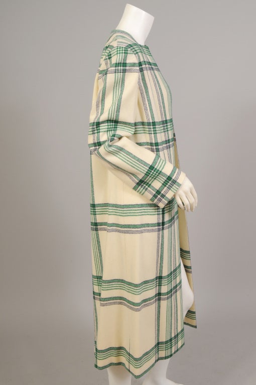 Pauline Trigere Green, Cream and Black Blanket Plaid Coat In Excellent Condition In New Hope, PA