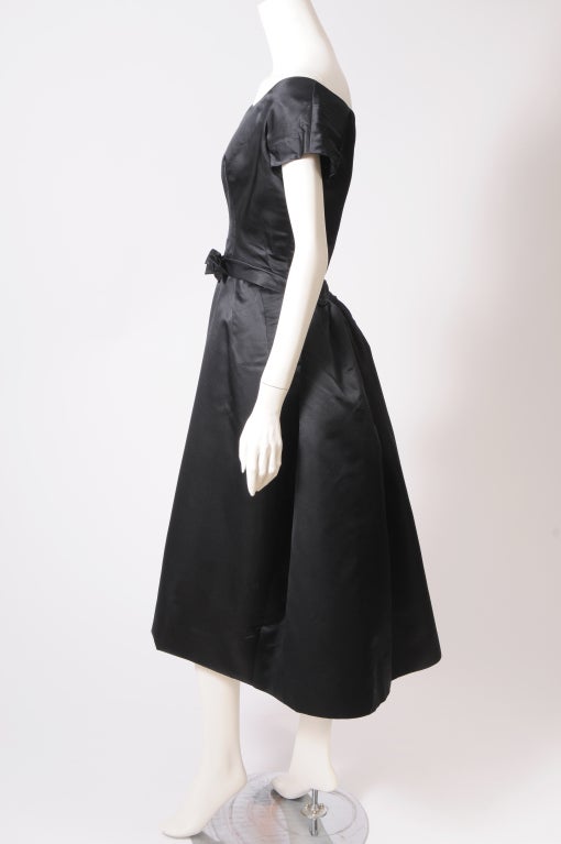 1950's Bustle Back Cocktail Dress In Excellent Condition In New Hope, PA