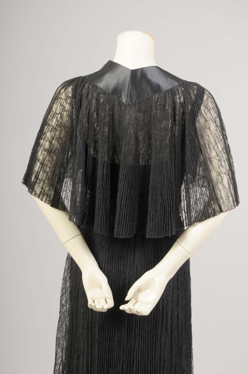 Black Mainbocher Lace Evening Dress & Cape