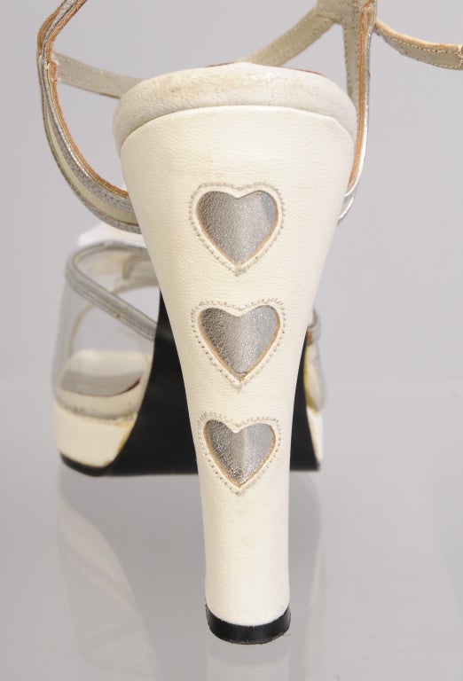 zapatos mujer años 70