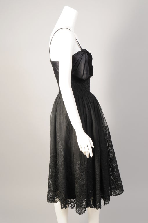Women's Mainbocher 1950s Chantilly Lace Dress