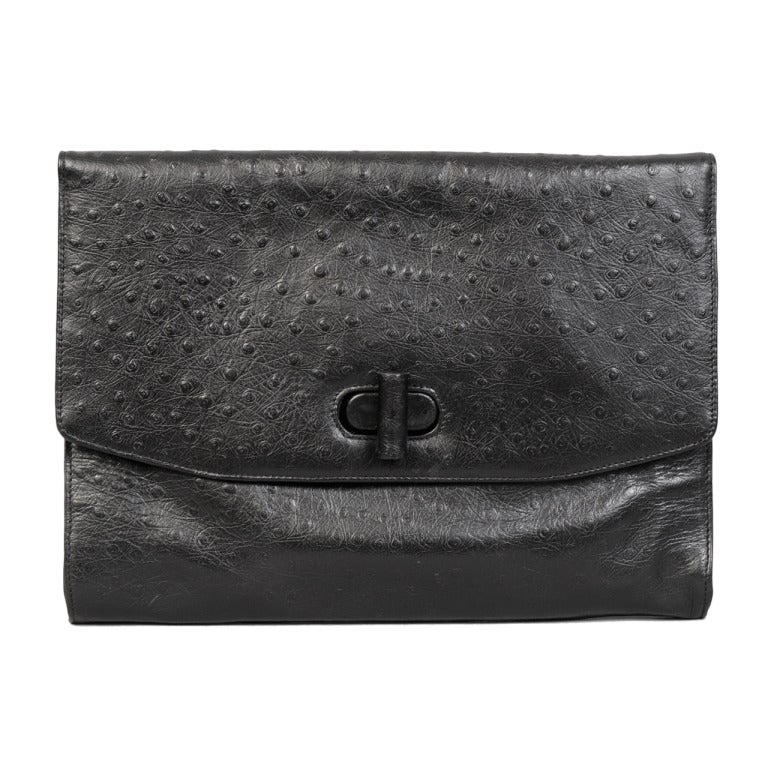 La Baggagerie Ostrich Clutch