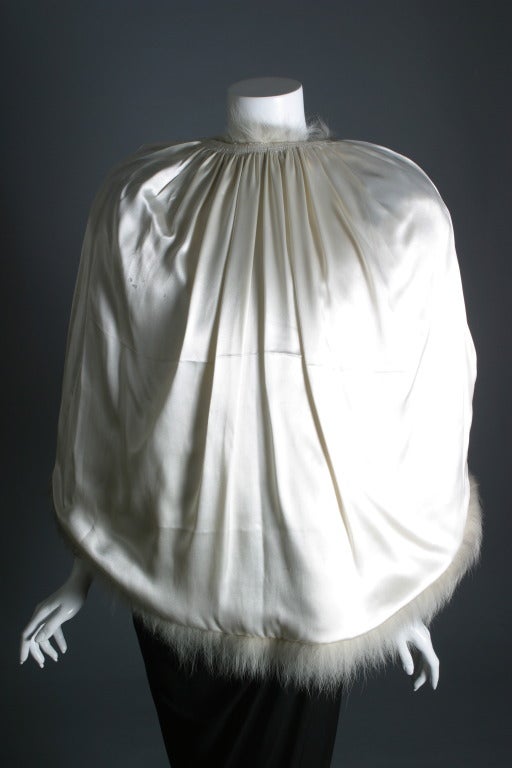 1950s French very glamorous silver fox and white satin short cape 5