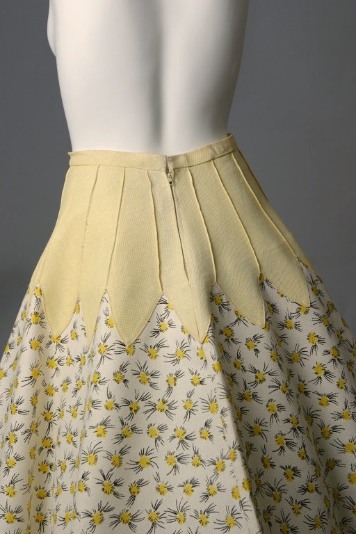 1950s Original Italian straw corolle skirt For Sale 1