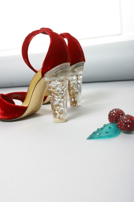 2003 TOM FORD FOR YSL Collector red velvet rhinestone heel sandals size 37 In Excellent Condition For Sale In Newark, DE