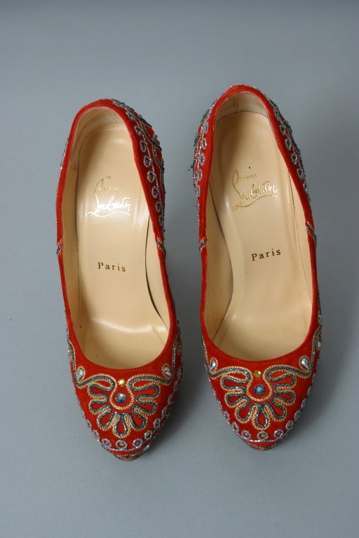 Christian LOUBOUTIN fabulous rust suede pumps adorned with sequins Size 37 1/2 For Sale 2