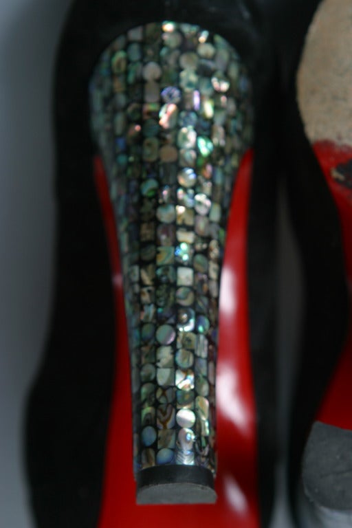 Christian LOUBOUTIN black suede and nacre heel peep toe pumps size 37 For Sale 3