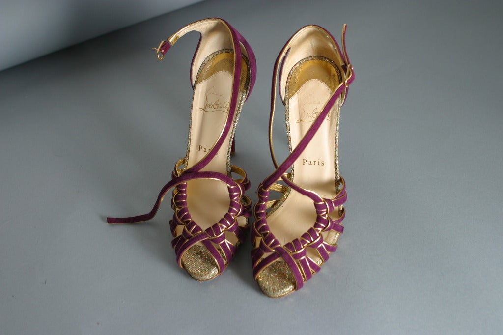 2012 LOUBOUTIN Violine suede edged gold and lamé Size 38