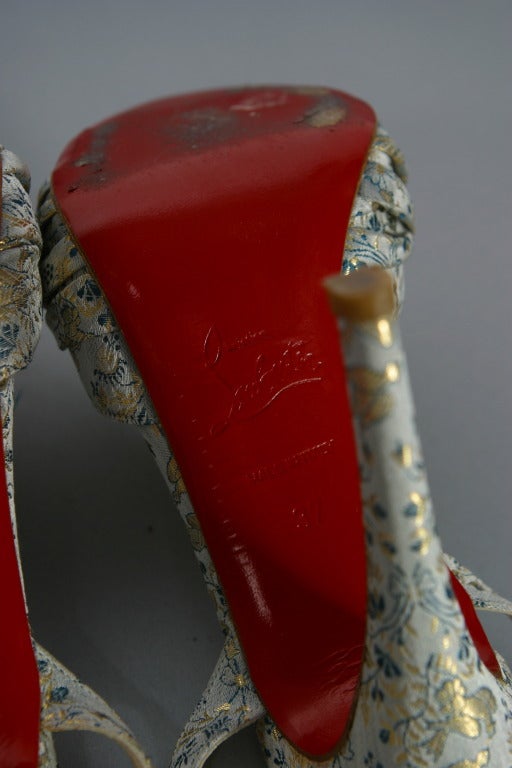Christian LOUBOUTIN Gold  grey and blue damask evening sandals size 37 For Sale 6