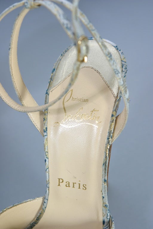 Christian LOUBOUTIN Gold  grey and blue damask evening sandals size 37 For Sale 3