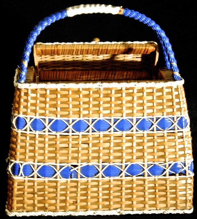 1950s french natural osier rigid basket For Sale 1