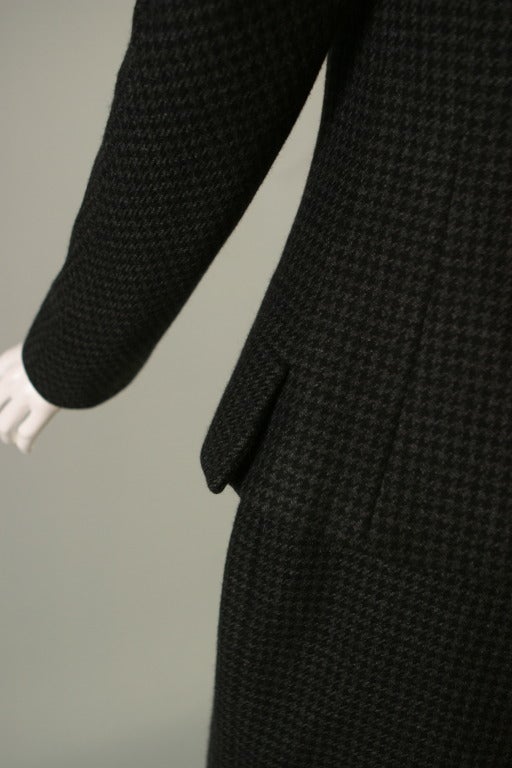 2000s DIOR HAUTE COUTURE houndstooth cashmere suit For Sale 1