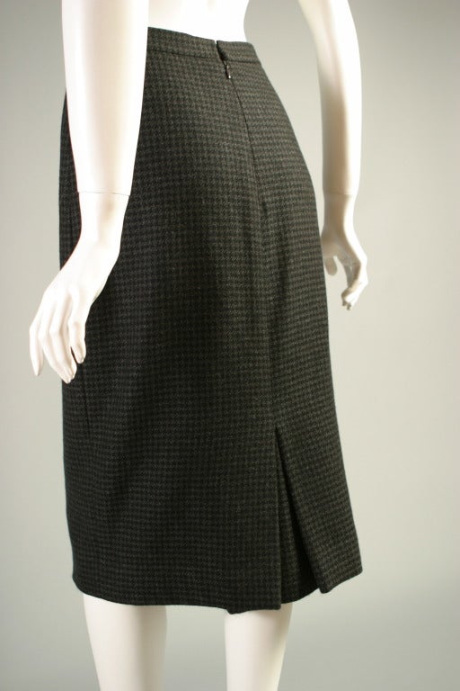 2000s DIOR HAUTE COUTURE houndstooth cashmere suit For Sale 5