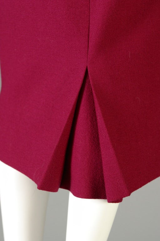 2000's glamorous DIOR HAUTE COUTURE raspberry wool crepe suit For Sale 5