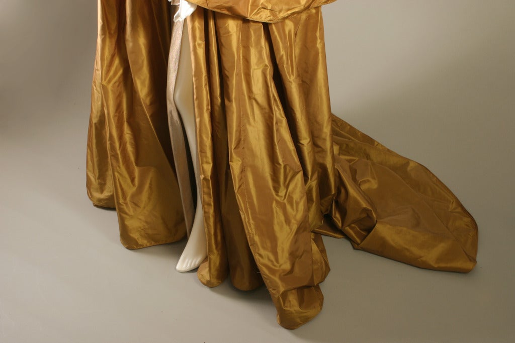 1980s NINA RICCI HAUTE COUTURE, bronze silk taffeta evening cape 3