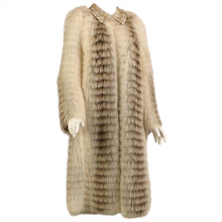 Christian LACROIX HAUTE COUTURE sublime platinum fox on lace evening fur coat For Sale