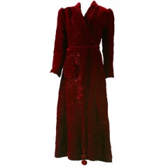 1940S Fabulous french haute couture crimson silk velvet quilted bath robe